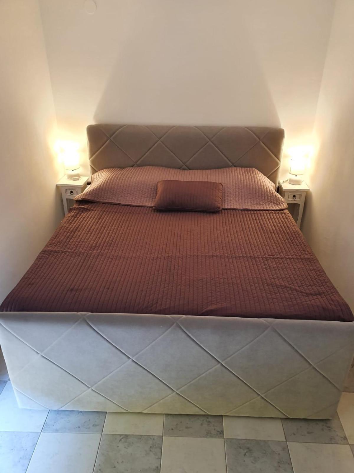 Apartments Zadar Nin Anton I Martina Врси Стая снимка